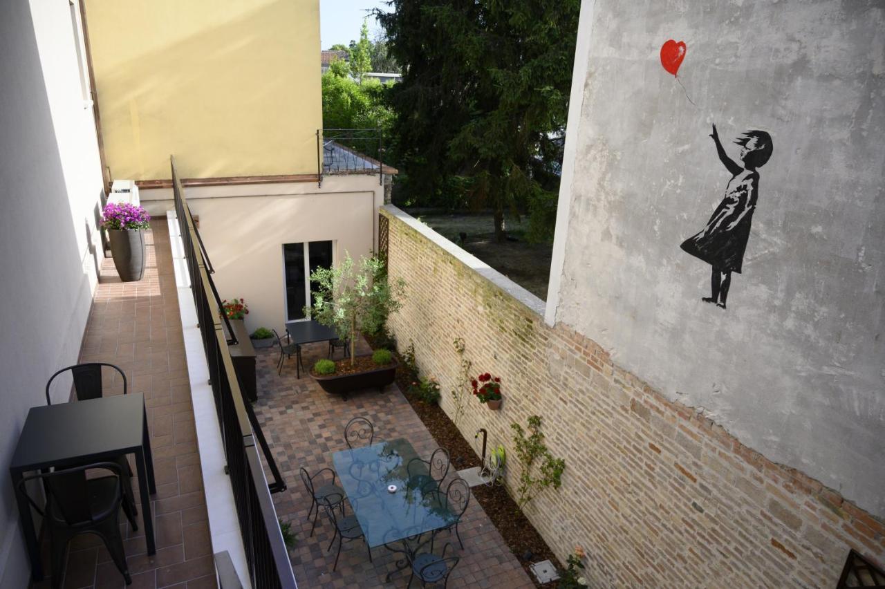 Bed and Breakfast Bb Letterario Rávena Exterior foto