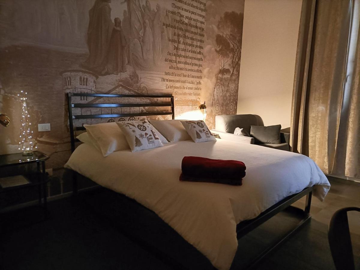 Bed and Breakfast Bb Letterario Rávena Exterior foto